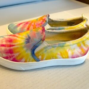 Skechers Women’s 6.5 Hippie Hype Tye-Dye Slip Sneakers